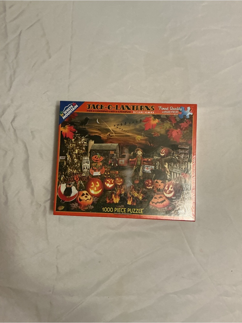 White Mountain Halloween Jack-O-Lanterns Puzzle in Orange and Black